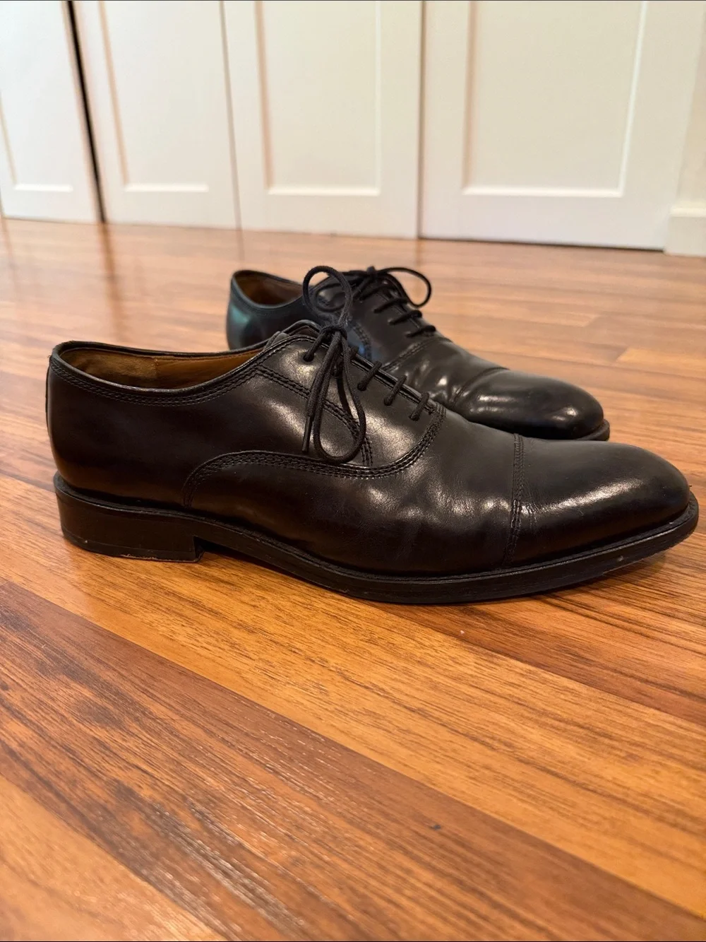 Johnston & Murphy Black Leather Cap-Toe Oxfords